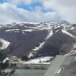 Apartment Super 5/6 Pers. Vue Sur Les Monts Du Cantal Besse-et-Saint-Anastaise