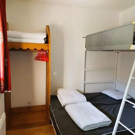 Super 5/6 Pers. Vue Sur Les Monts Du Cantal Apartment